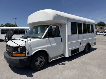 Picture of 2011 Chevrolet Starcraft Prodigy Shuttle Bus