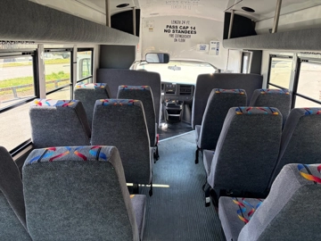 Picture of 2011 Chevrolet Starcraft Prodigy Shuttle Bus
