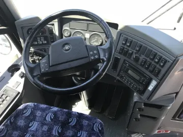 2008 MCI J4500 Coach Bus