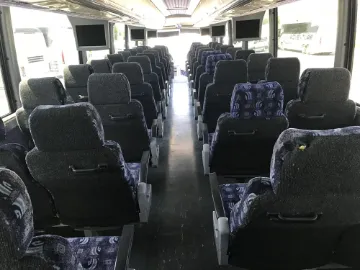 2008 MCI J4500 Coach Bus