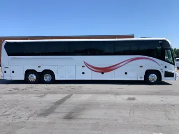 2007 MCI J4500 Coach Bus