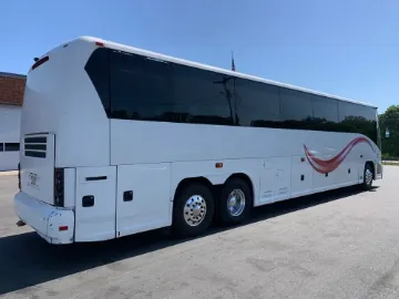 2007 MCI J4500 Coach Bus