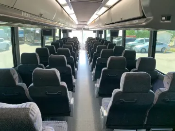 2007 MCI J4500 Coach Bus
