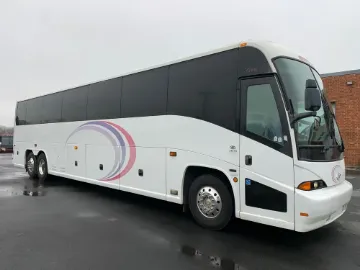 2007 MCI J4500 Coach Bus