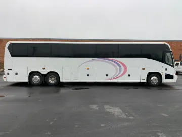 2007 MCI J4500 Coach Bus