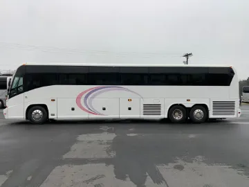 2007 MCI J4500 Coach Bus