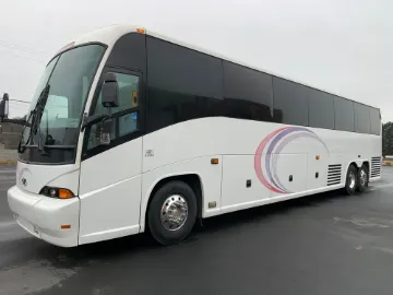 2007 MCI J4500 Coach Bus