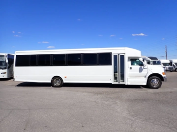 Picture of 2015 Starcraft XLT Shuttle Bus