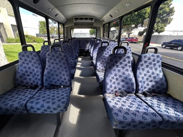 Picture of 2017 Ford E450 Challenger Shuttle Bus