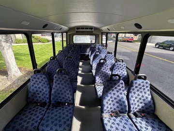 Picture of 2017 Ford E450 Challenger Shuttle Bus