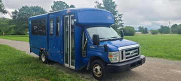 Picture of 2013 Ford E-450 ADA Shuttle Bus