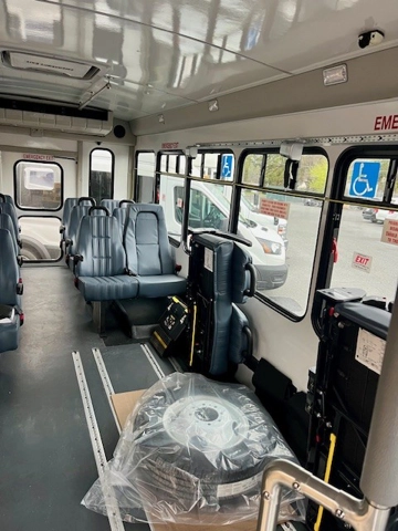 Picture of 2025 Ford Eldorado Advantage Shuttle Bus