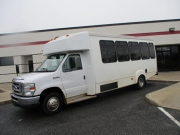Picture of 2012 Ford StarTrans Shuttle Bus