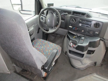Picture of 2012 Ford StarTrans Shuttle Bus