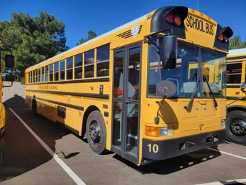 Picture of 2005 INTERNATIONAL RE School Bus
