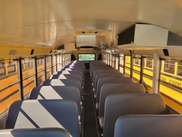 Picture of 2005 INTERNATIONAL RE School Bus