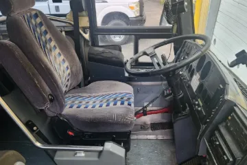 Picture of 1996 MCI 102D 47P 