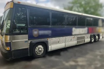 Picture of 1996 MCI 102D 47P 