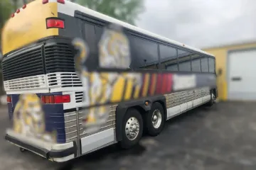 Picture of 1996 MCI 102D 47P 
