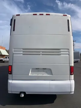 1999 MCI 102-EL3 Coach Bus