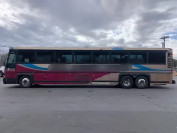 1994 MCI 102-DL3 Coach Bus