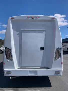 2018 Ford E-450 Shuttle Bus