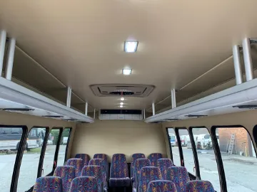 2014 Ford F-550 Shuttle Bus