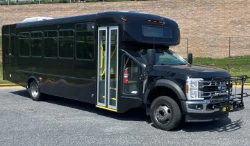 Picture of 2025 Starcraft Bus Allstar XL F550 ADA Shuttle Bus