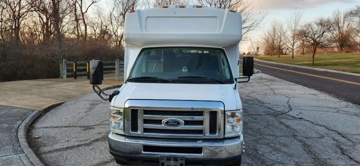 Picture of 2016 Ford E-350 ADA Shuttle Bus