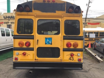 Picture of 2000 Thomas Built Buses Saf-T-Liner EF School Bus