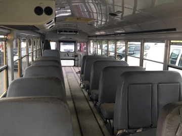 Picture of 2000 Thomas Built Buses Saf-T-Liner EF School Bus