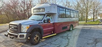 Picture of 2014 Ford F-550 Shuttle Bus