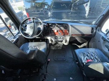Picture of 2014 Freightliner M2 Limo Bus