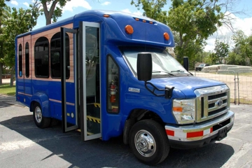 Picture of 2019 Ford E-350 Shuttle Bus