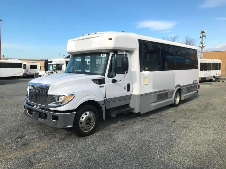 Picture of 2015 International Champion ADA Shuttle Bus