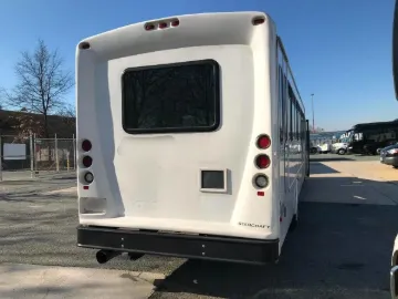 Picture of 2013 International PC505 Starcraft Mid Size Bus