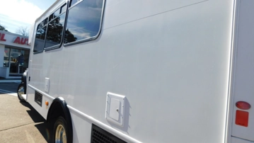 Picture of 2017 Ford F-550 Shuttle Bus
