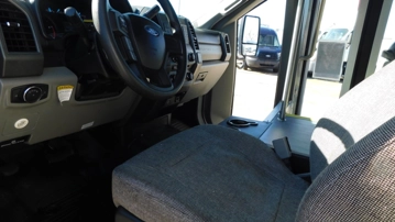 Picture of 2017 Ford F-550 Shuttle Bus