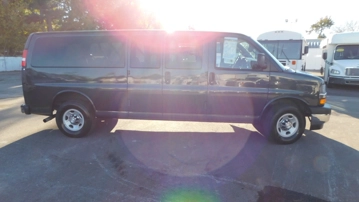 Picture of 2017 Chevrolet Express Passenger Van