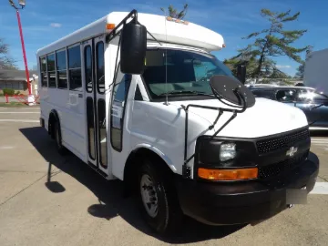 Picture of 2008 Chevrolet Express Shuttle Bus