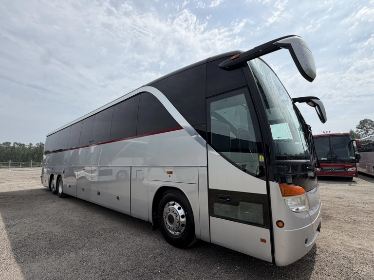 Picture of 2009 Daimler S417TC Coach Coach Bus