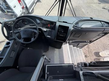 Picture of 2009 Daimler S417TC Coach Coach Bus