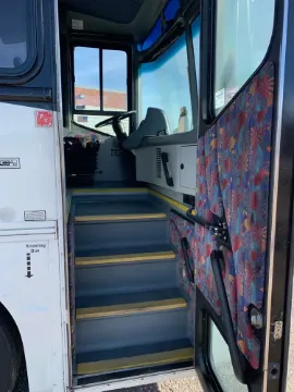 2001 Blue Bird LTC40 Coach Bus