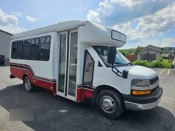 2008 CHEVROLET G3500 