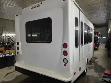 2019 FORD E350 ADA