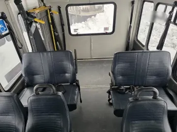 2019 FORD E350 ADA