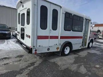 2016 FORD E350 ADA Passenger Vans