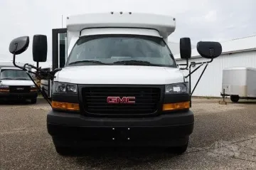 2024 COLLINS SUPER BANTAM Passenger Vans