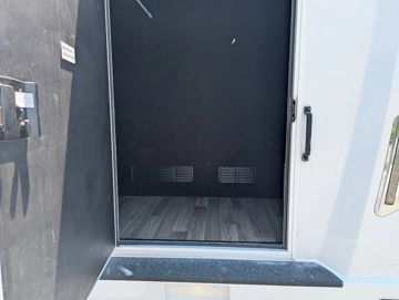 Picture of 2019 Ford E450 Shuttle Bus