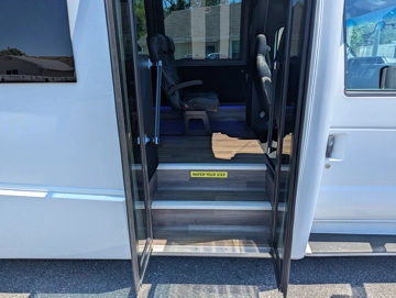 Picture of 2019 Ford E450 Shuttle Bus